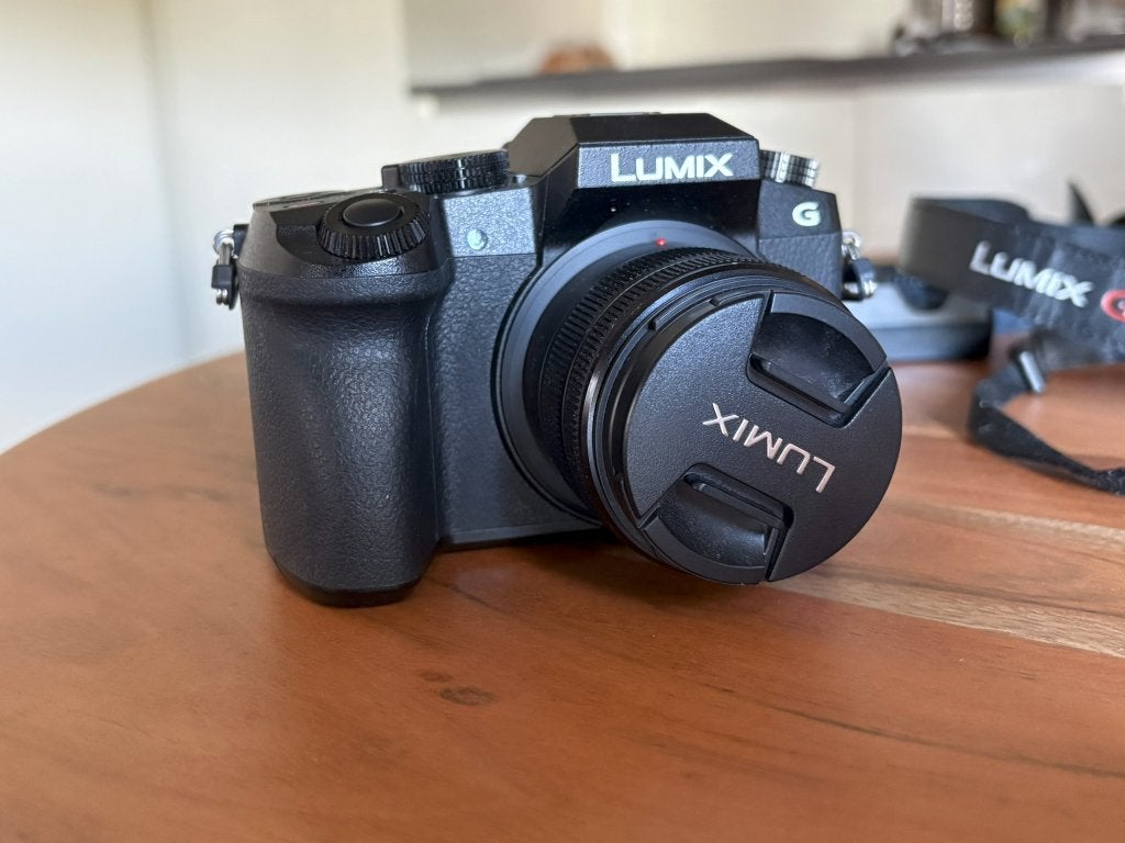 Panasonic LUMIX DMC-G7 (2.9K clicks) + 14-42mm F3.5-5.6 II, Panasonic, Lensdop, Ingebouwde flitser, 16 megapixels