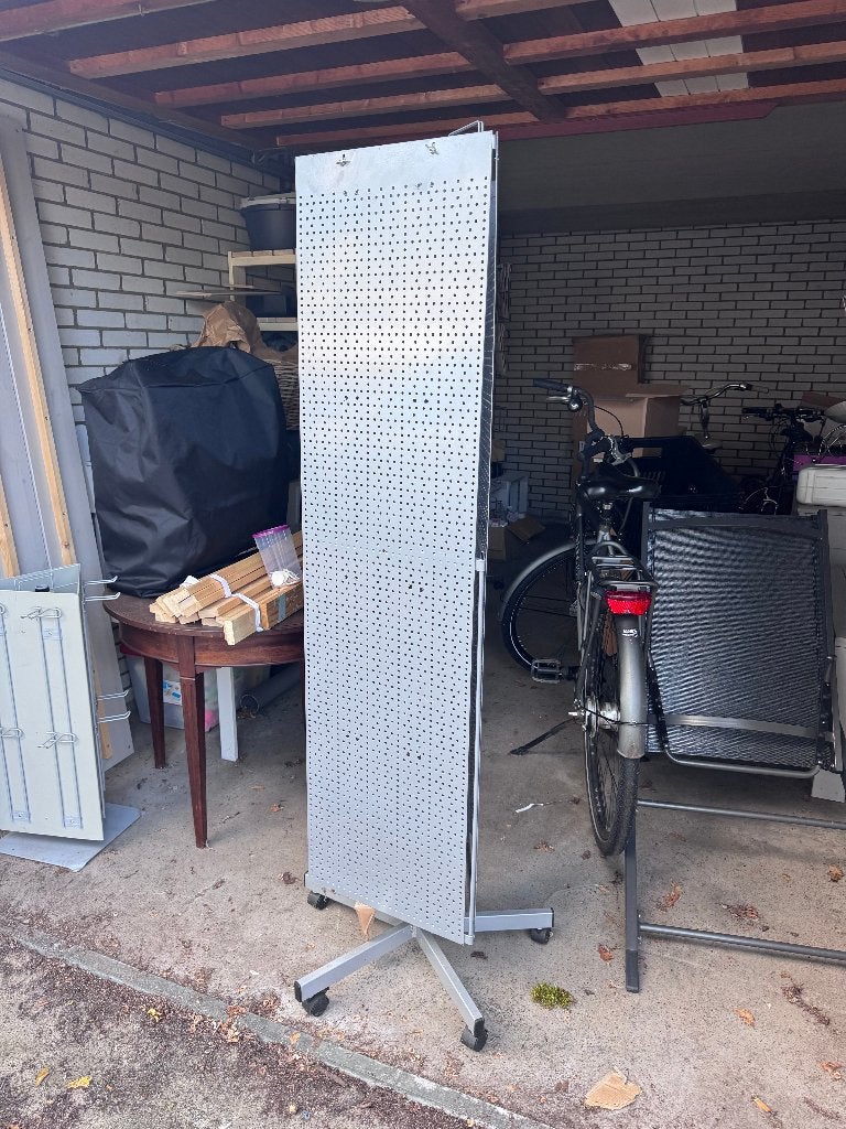 Display met haken, Ophalen