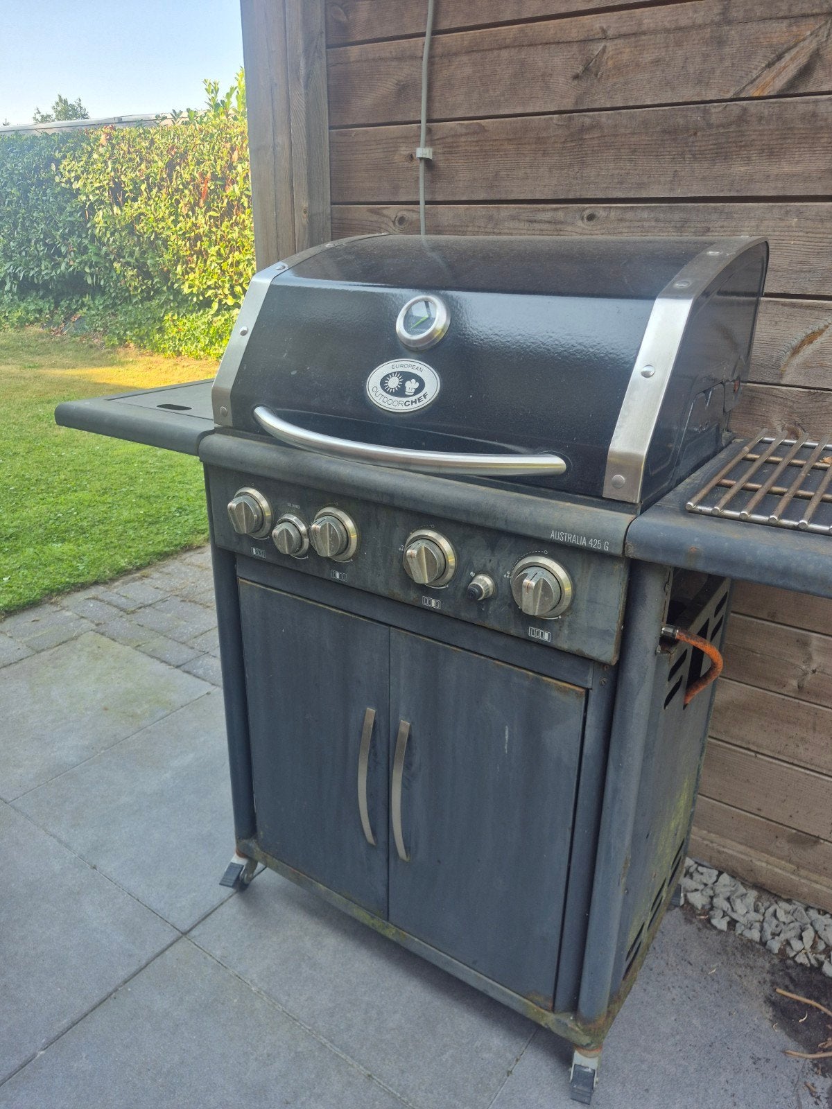 Outdoorchef Australia 425 G gasbarbecue met zijbrander, Ophalen, Gebruikt