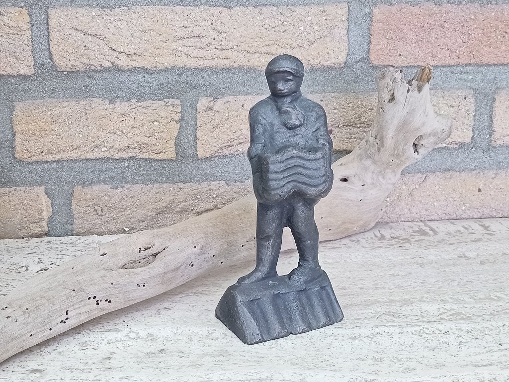 bronzen beeldje Marlies Noordkamp "de opzichter", Verzamelen, Beelden en Beeldjes, Ophalen of Verzenden, Zo goed als nieuw, Mens
