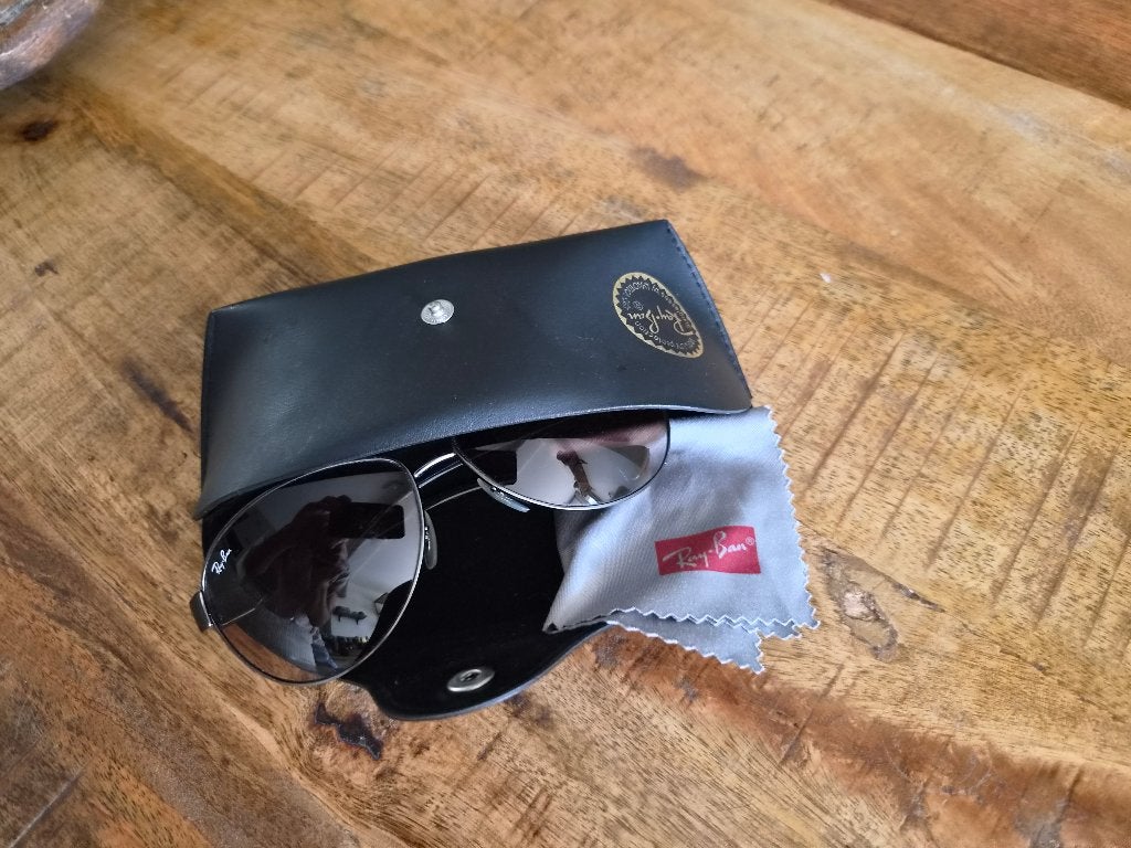 Ray-ban heren zonnebril, Gebruikt, Zonnebril, Zwart, Ophalen of Verzenden