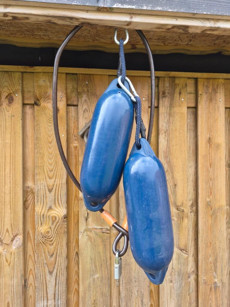 Fenders blauw, Watersport en Boten, Ophalen, Zo goed als nieuw, Overige typen