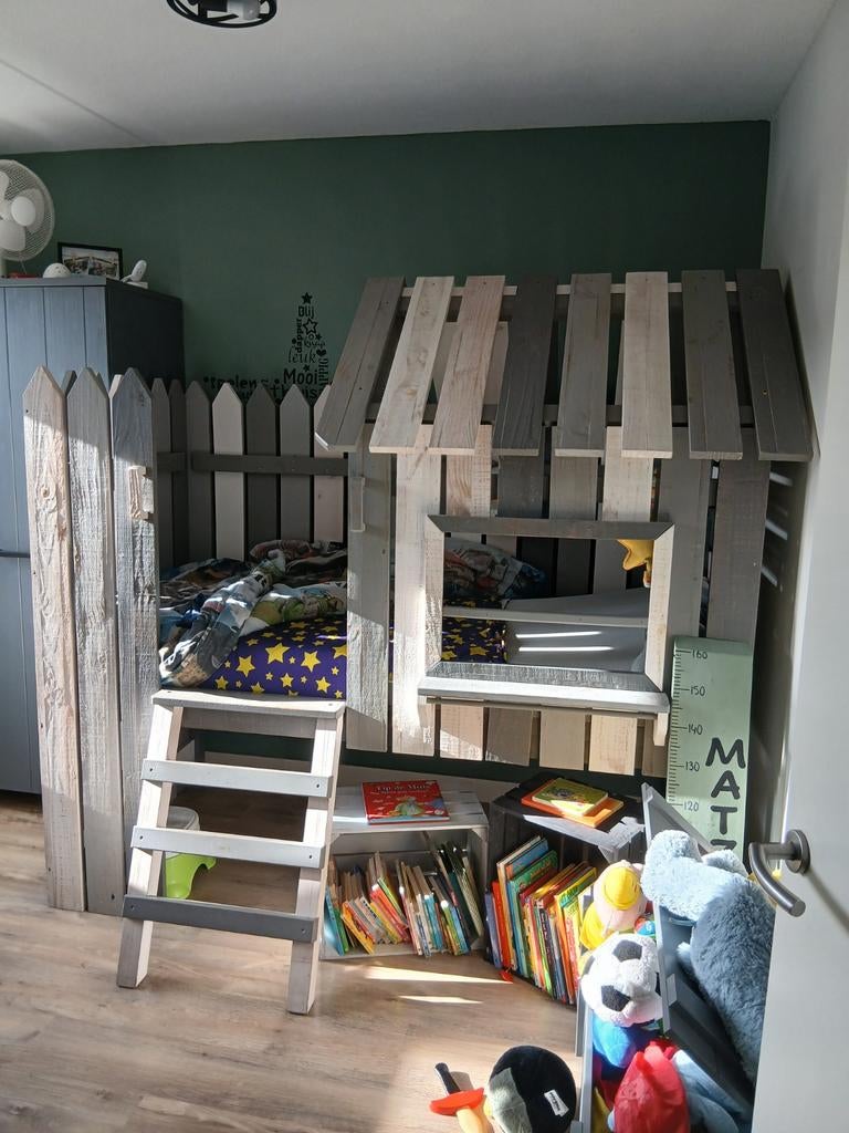 Hoogslaper kind, Kinderen en Baby's, Kinderkamer | Stapelbedden en Hoogslapers, Ophalen of Verzenden