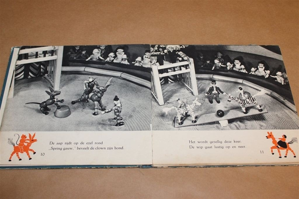 Circus Tsjieng-Boem — Piet Maree, Rijmen bij Fotos 1941, Ophalen of Verzenden, Gelezen, Fictie algemeen