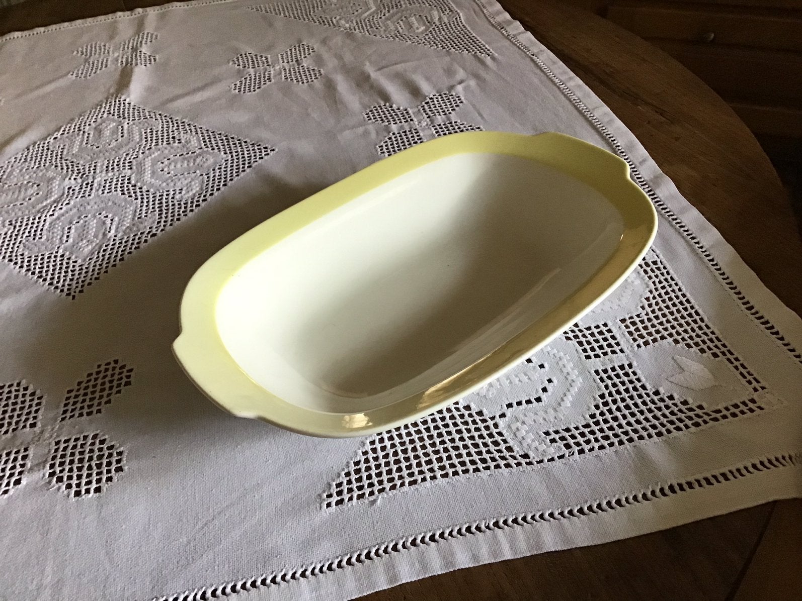 Vintage broodschaal Maestricht Petrus Regout, Ophalen of Verzenden