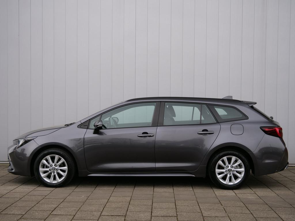Toyota Corolla Touring Sports Hybrid 140 Pk Business Automaa, 4 cilinders, Corolla, Hybride Elektrisch/Benzine, 22 km/l