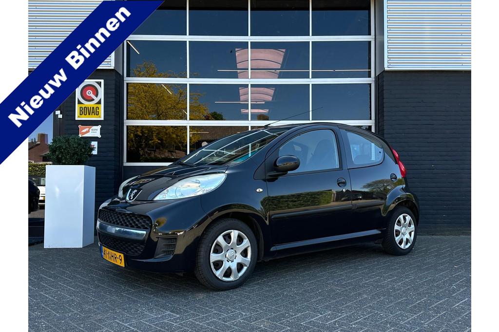 Peugeot 107 1.0-12V XR, Airco, Radio, 5drs, APK (bj 2009), Auto's, Voorwielaandrijving, Stof, Gebruikt, Zwart