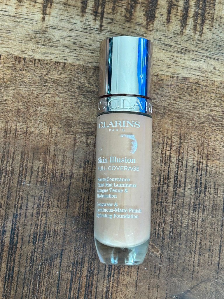 Clarins Skin Illusion Full Coverage Foundation 112C, Gehele gezicht, Beige, Nieuw, Ophalen of Verzenden