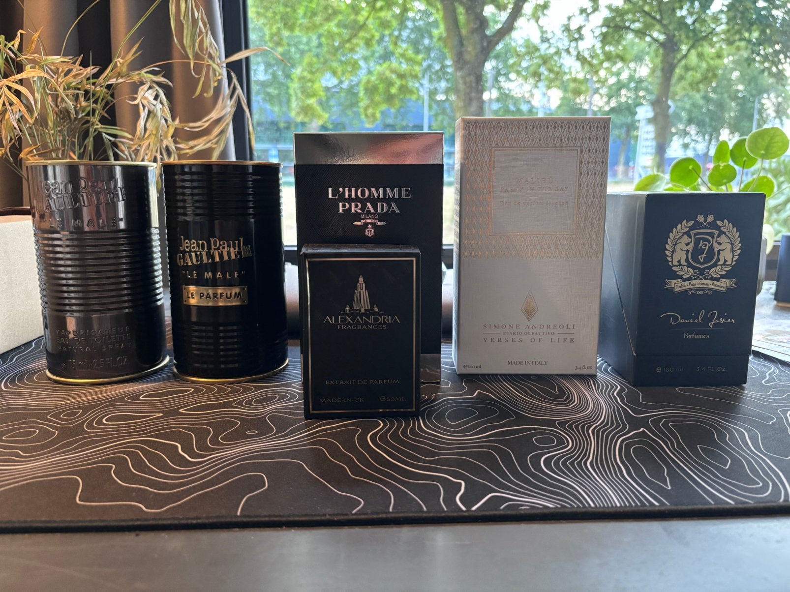 Niche & designer parfums (JPG, Simone Andreoli, Prada etc.), Ophalen of Verzenden, Zo goed als nieuw