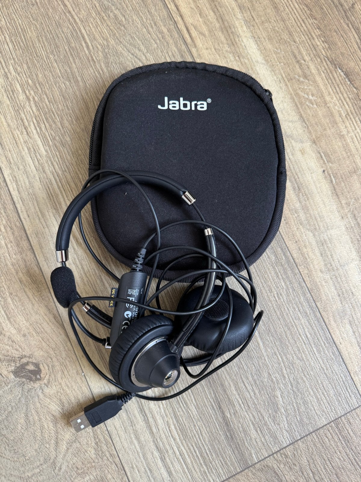 Jabra UC Voice 750 Duo Headset - Zwart - nieuw, Ophalen, Zo goed als nieuw, Overige typen, Universeel