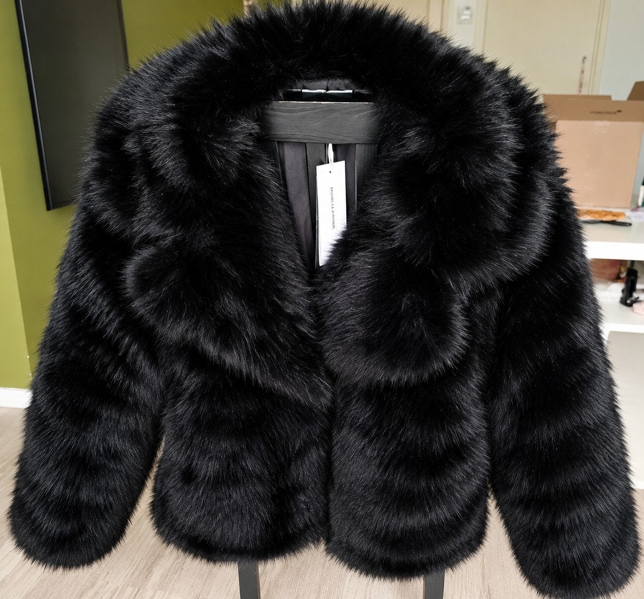 Nieuw Zwarte Faux Fur Jas - Maat M van Michelle Apparel, Maat 38/40 (M), Zwart, Nieuw, Ophalen of Verzenden