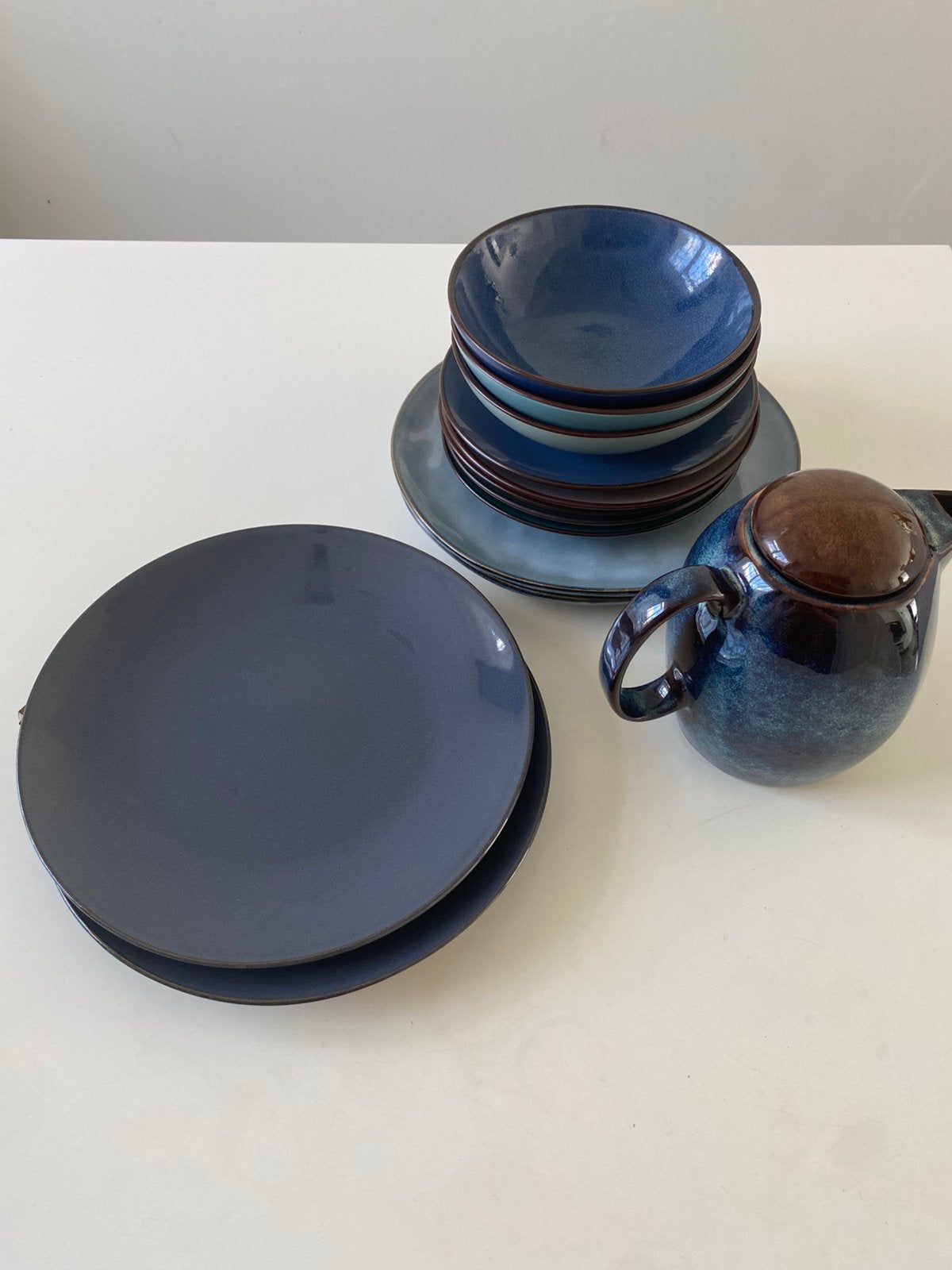 Verschillende borden en theepot, Huis en Inrichting, Keuken | Servies, Ophalen of Verzenden, Zo goed als nieuw, Overige stijlen