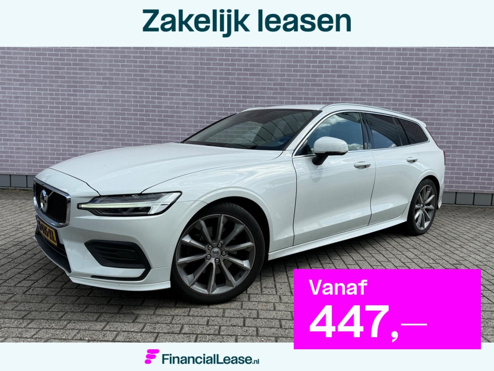 Volvo V60 2.0 T4 Momentum Pro | Trekhaak | Styling Pakket |, 15 km/l, Euro 6, Leder en Stof, Wit