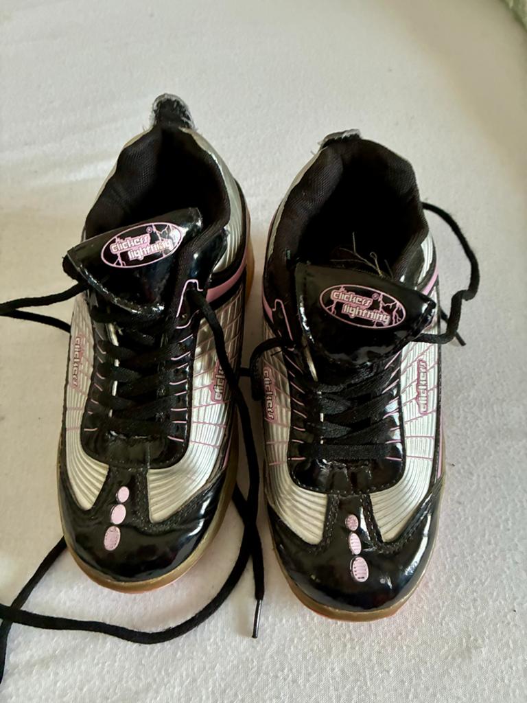 Schoenen met uitklapbare wieltjes - Maat 30/31, Ophalen of Verzenden, Gebruikt, Kinderen