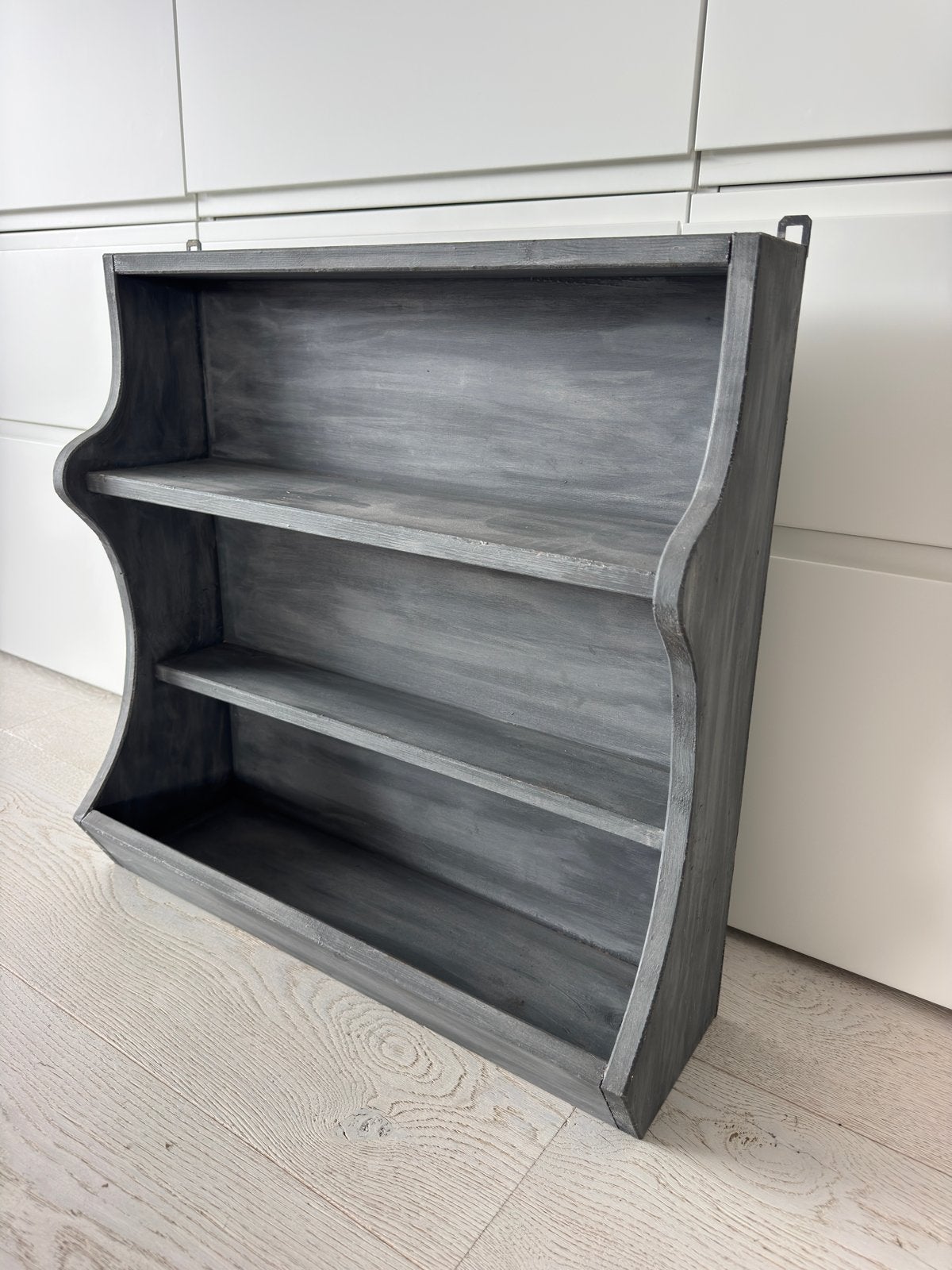Grijze houten gruttersbak, Met plank(en), Gebruikt, Minder dan 25 cm, Minder dan 100 cm