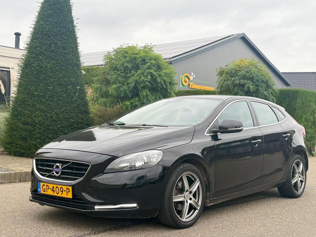 Volvo V40 2.0 D2 Momentum Business Navi/Clima/Lmv, Auto's, Voorwielaandrijving, Gebruikt, Euro 6, 4 cilinders