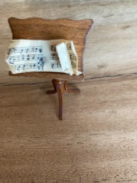 Poppenhuis muziekstandaard, Ophalen of Verzenden, Zo goed als nieuw, Poppenhuis