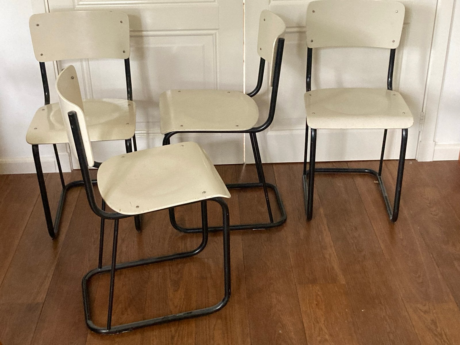 Set van 4 vintage buisframe stoelen., Ophalen