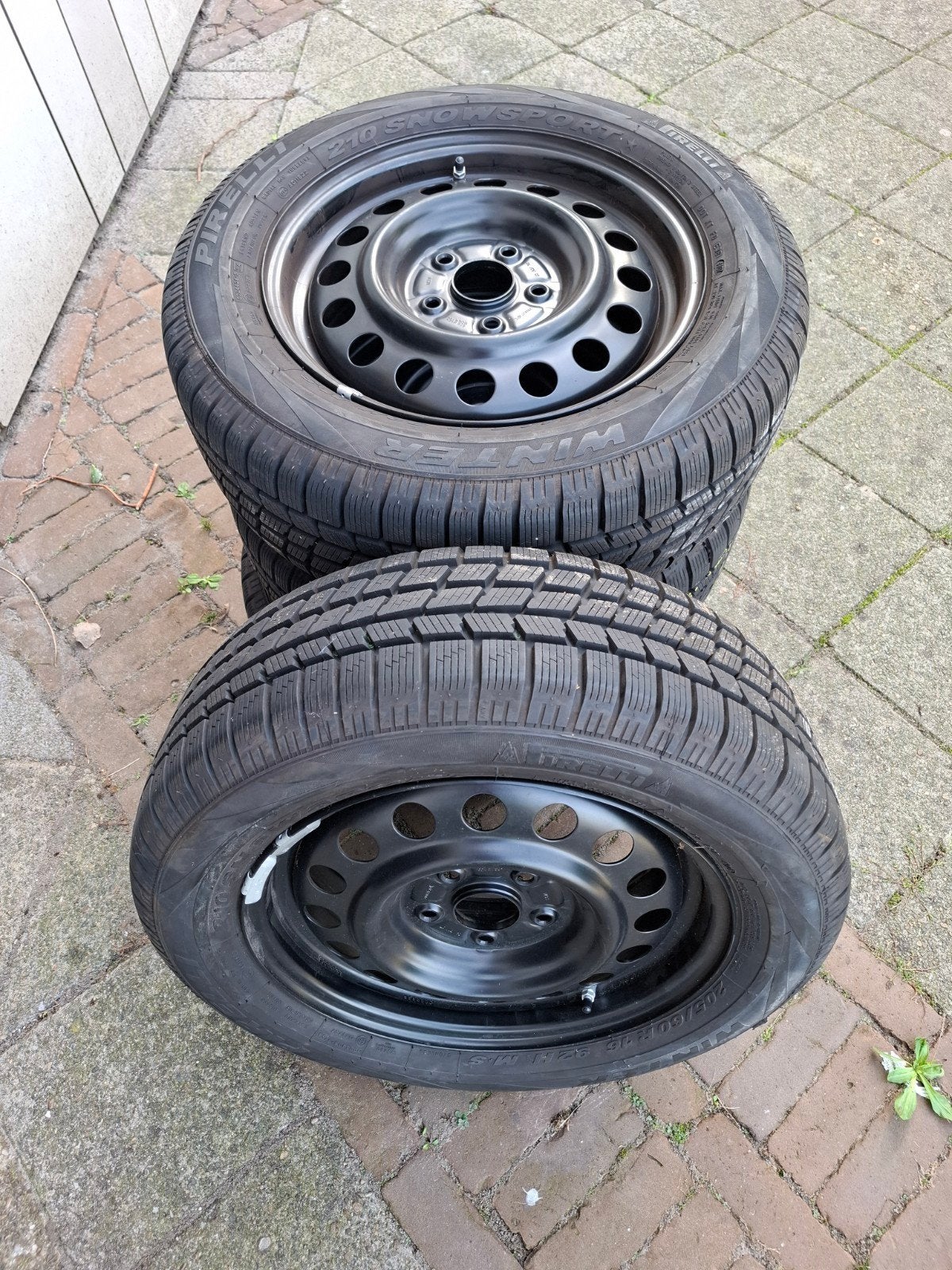 Velgen met Winterbanden Suzuki S.Cross, Ophalen, Velg(en), 16 inch, 205 mm