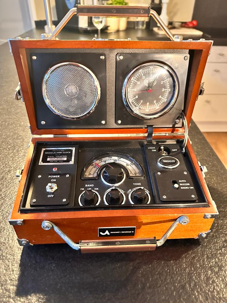 VENDU Spirit of St Louis Radio Alarm Clock Aviator Flight, Audio, Tv en Foto, Radio's, Ophalen, Zo goed als nieuw