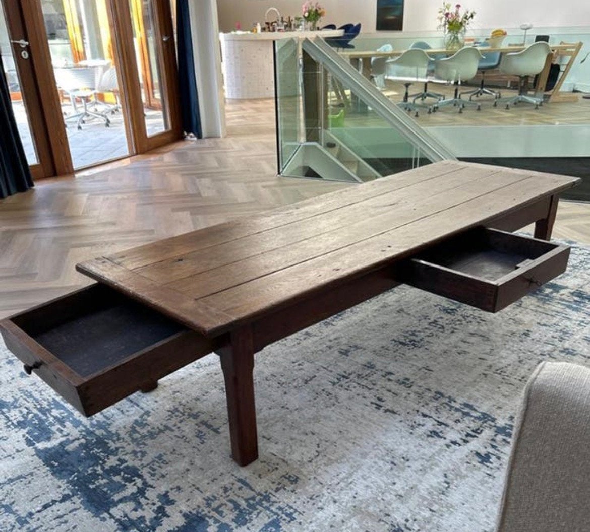 Oude eiken salontafel met lades, Antiek en Kunst, Antiek | Meubels | Tafels, Ophalen
