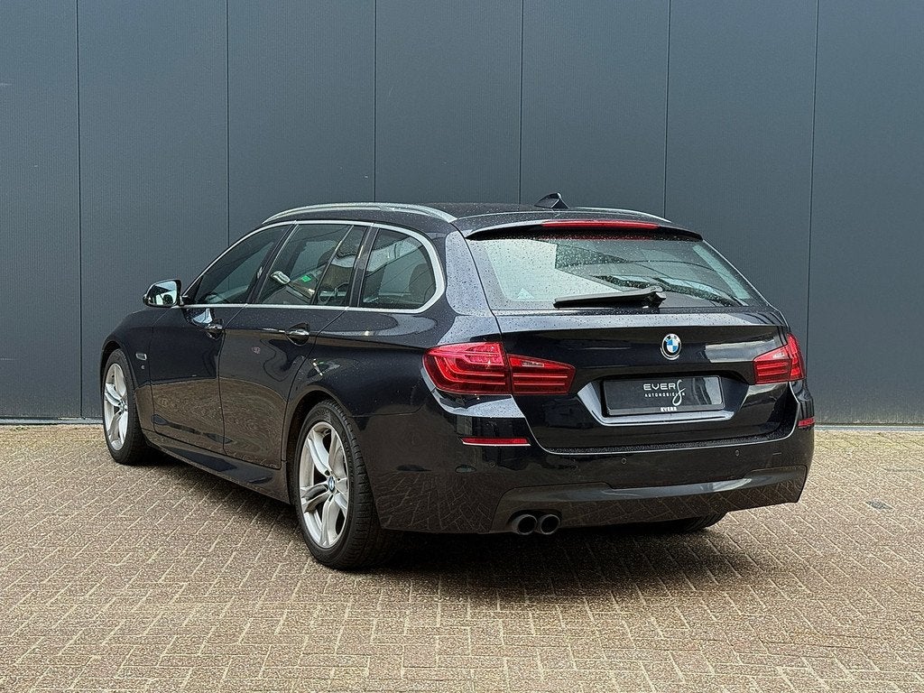 BMW 5-serie Touring 520i High Executive, M-Sportpakket, Navi, Auto's, BMW, Automaat, Gebruikt, 4 cilinders, 2000 kg