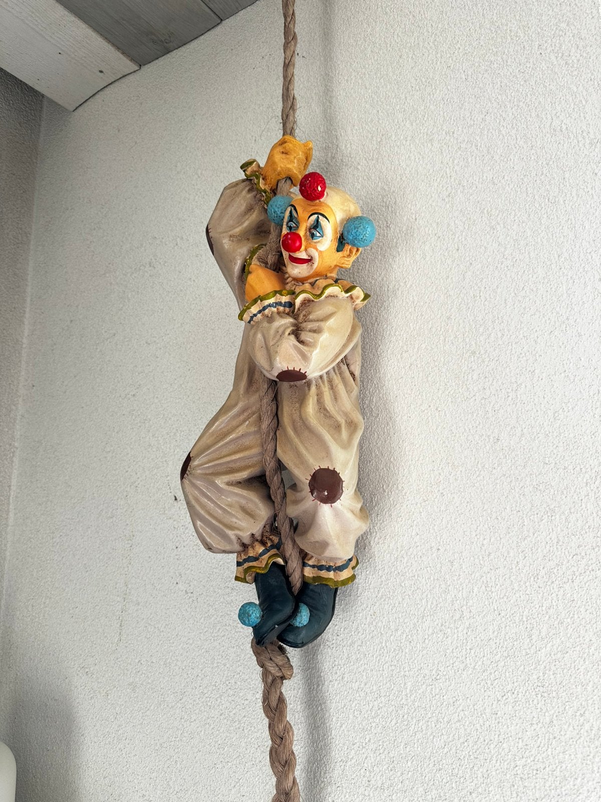 Jun Asilo clown, Ophalen, Zo goed als nieuw