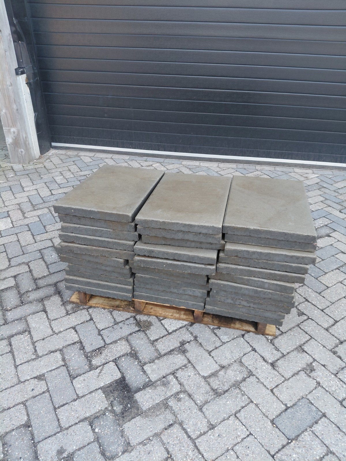 Betontegels 40x60x5 cm Grijs met facet, ruim 25m2, Ophalen, Gebruikt, 10 m² of meer, Beton