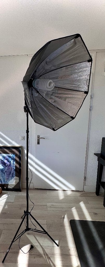 Studiolamp met softbox en statief, Inclusief softbox, Ophalen of Verzenden, Zo goed als nieuw, Overige merken