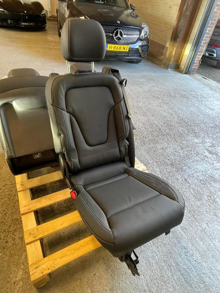 Mercedes V-klasse Vito 3 zits stoel / bank, Auto-onderdelen, Interieur en Bekleding, Ophalen of Verzenden, Nieuw, Mercedes-Benz