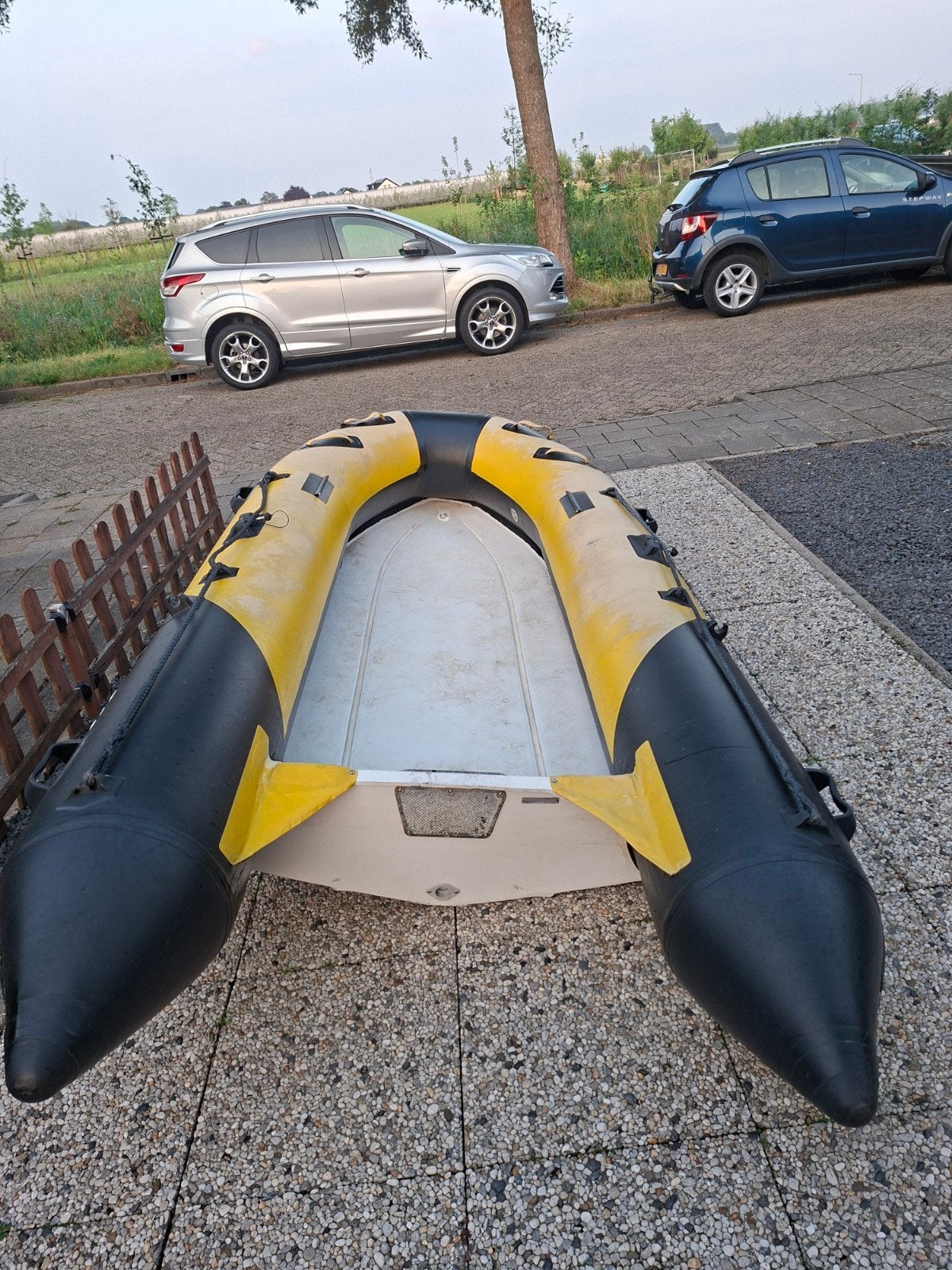 GRATIS!!! Rubberboot merk roughneck 360, Ophalen, Overige typen