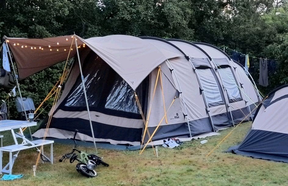 Redwood Birch 340 TC DLX tunneltent, Caravans en Kamperen, Tenten, Ophalen, Gebruikt, Tot en met 4