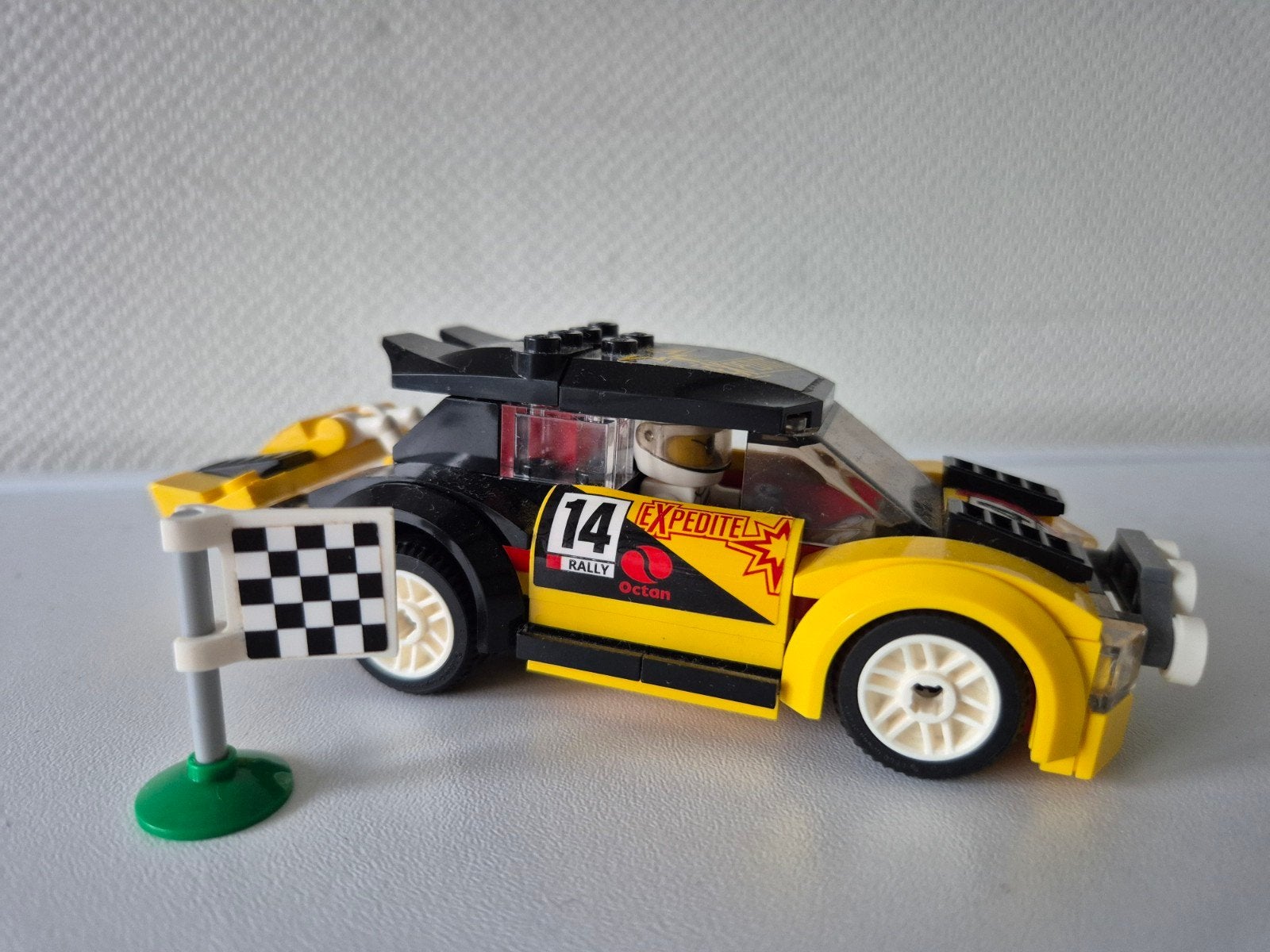 Lego City raceauto 60113, Ophalen, Zo goed als nieuw