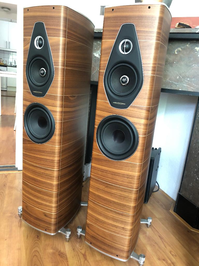 Sonus Faber Olympica Nova 2 Walnut, Overige merken, Sonus Faber Nederland, Info@sonusfaber.com, Ophalen of Verzenden