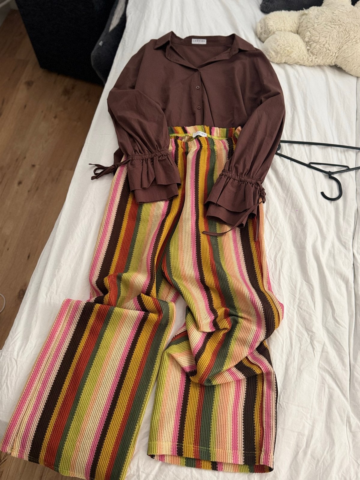 Loavies set: bruine blouse en gestreepte broek, Maat 38/40 (M), Bruin, Ophalen of Verzenden, Zo goed als nieuw