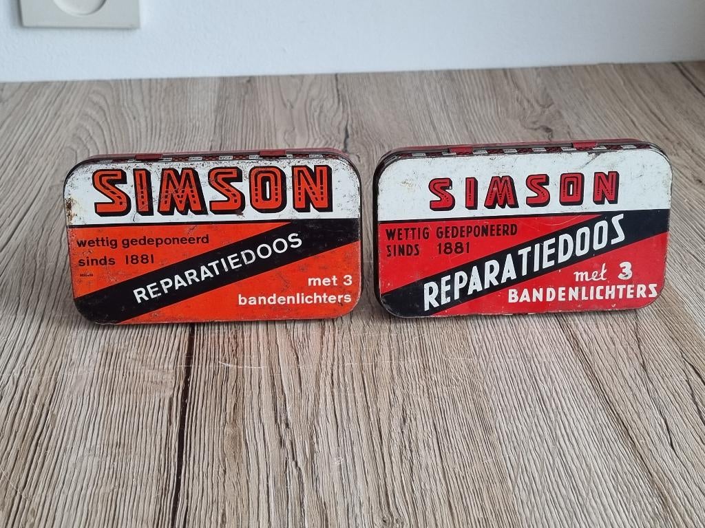 2 Leuke Vintage Blikjes Simson Reparatiedoos W.G.sinds 1881, Verzamelen, Blikken, Verzenden, Gebruikt, Overige, Overige merken