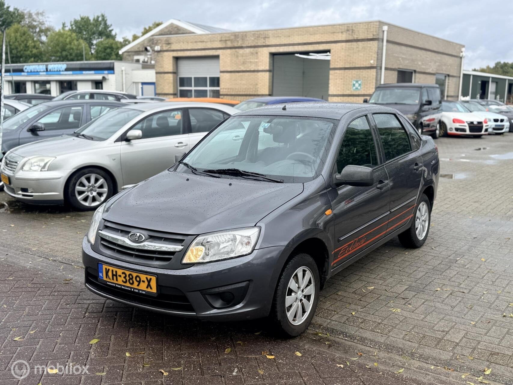 Lada Granta Nieuw apk!, Auto's, Voorwielaandrijving, 1596 cc, 450 kg, Gebruikt