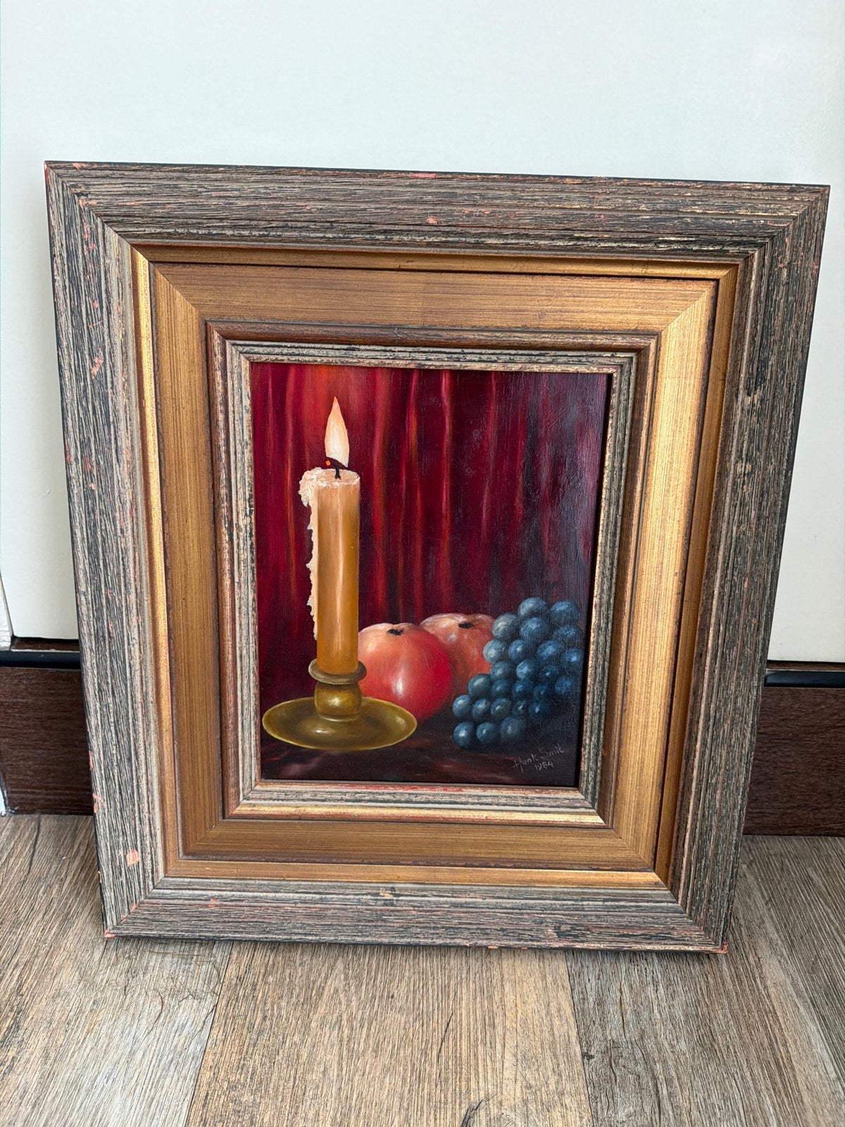 Klassiek stilleven met kaars, fruit en rode draperie, Doek, Stilleven, Ophalen of Verzenden, Olieverf