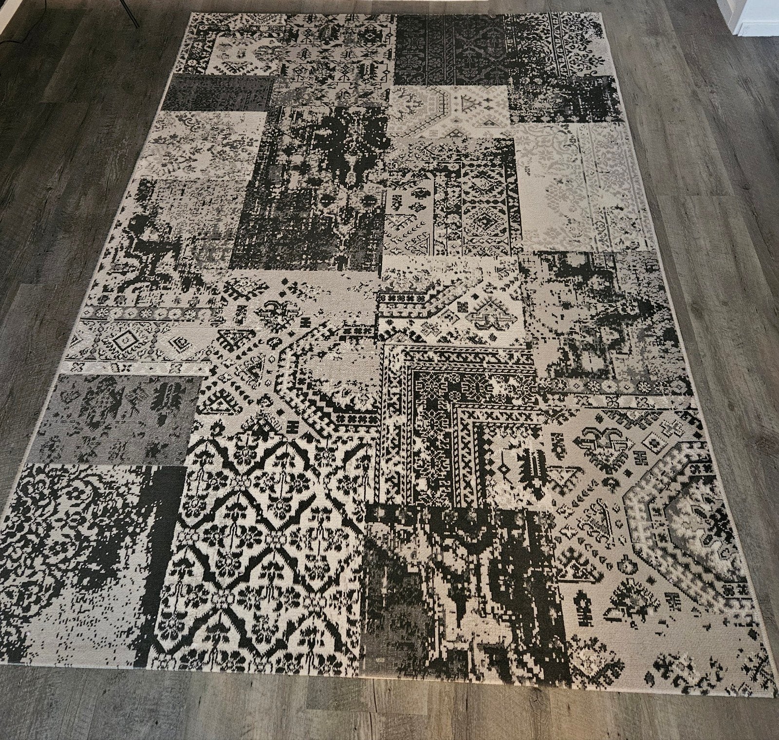 Vloerkleed 1.60 bij 2.30, Ophalen, 150 tot 200 cm, 200 cm of meer, Zo goed als nieuw