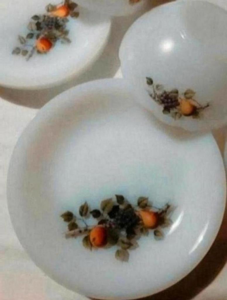 Arcopal France appel peer borden schalen Pyrex England bloem, Ophalen of Verzenden