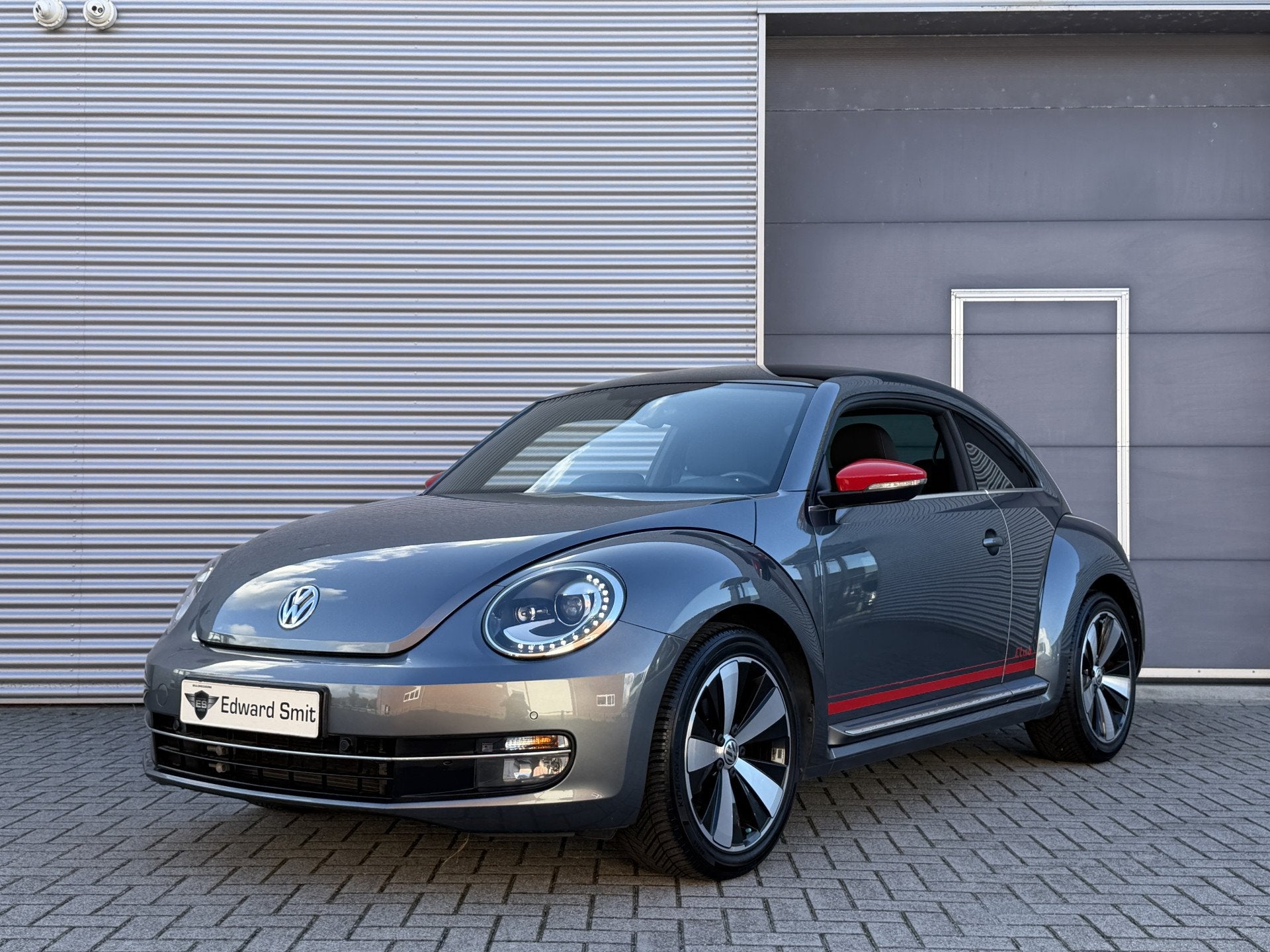 Volkswagen Beetle 1.2 TSI Club I Navi I Clima I PDC, Voorwielaandrijving, Dealer onderhouden, Stof, Gebruikt