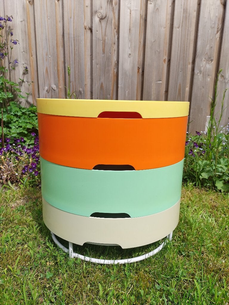 Vintage IKEA bijzettafel met opbergvakken PS2014, Gebruikt, Rond, Ophalen, 45 tot 60 cm