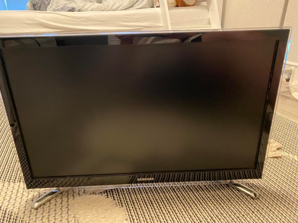 Kleine samsung tv, Ophalen, LED, 50 Hz, Zo goed als nieuw