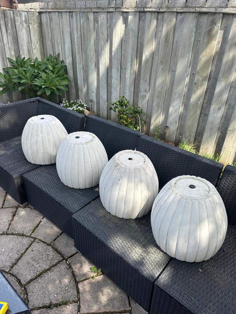 4 x grote bloempotten, Tuin en Terras, Ophalen, Zo goed als nieuw, Rond, Overige materialen