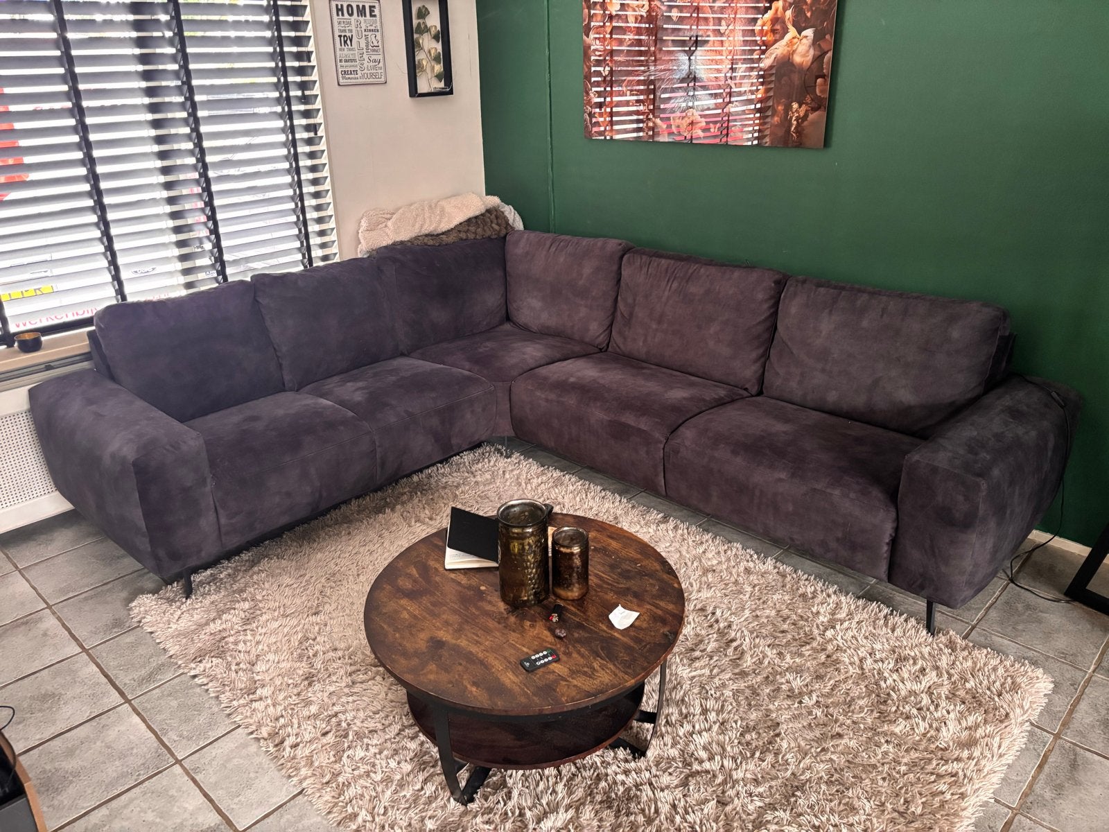 Comfortabele Hoekbank - Grijs velvet - Zo goed als nieuw, Huis en Inrichting, Banken | Bankstellen, Ophalen, 125 tot 150 cm, Hoekbank
