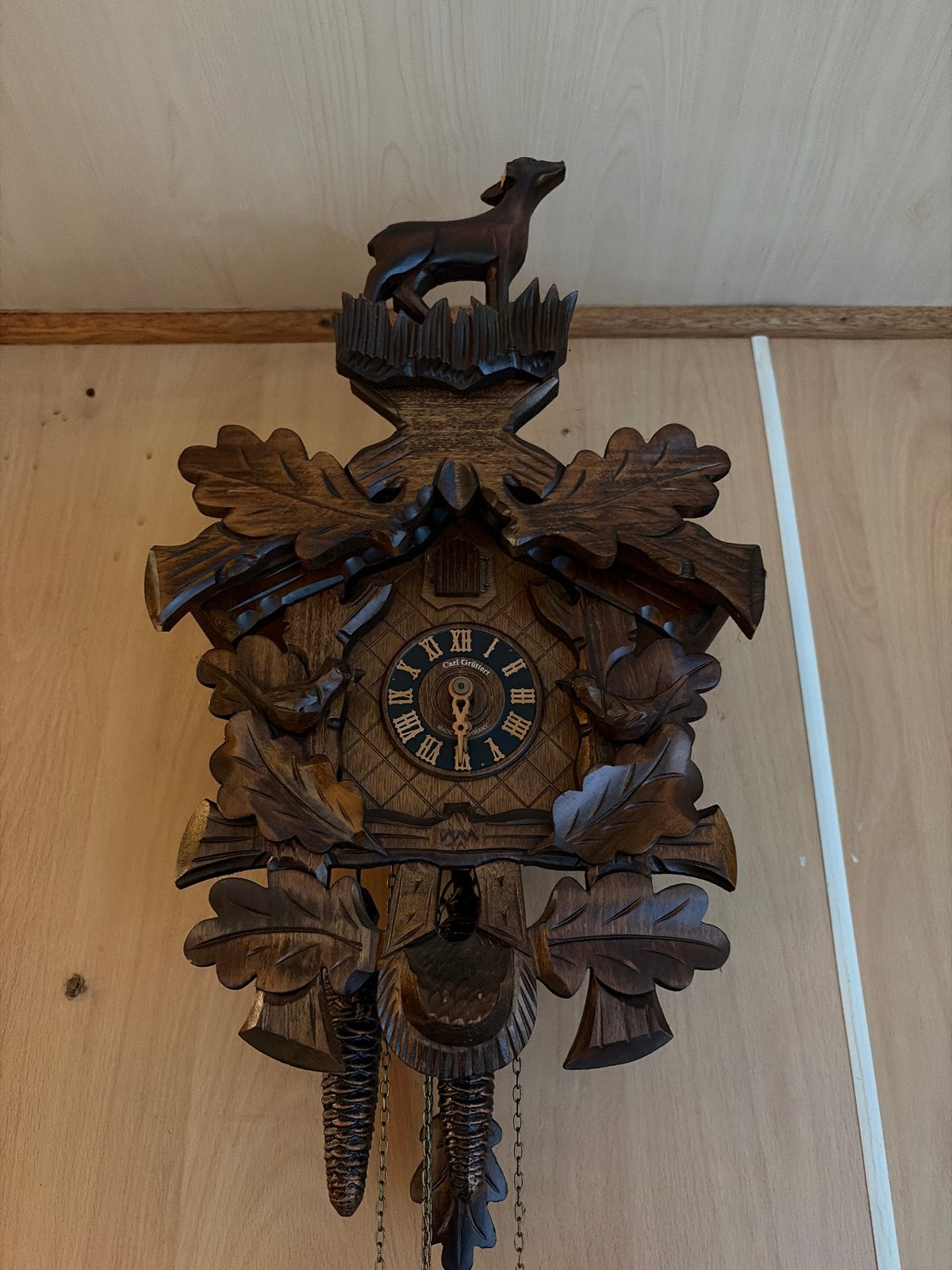 Oude Houten Koekoeksklok, Ophalen