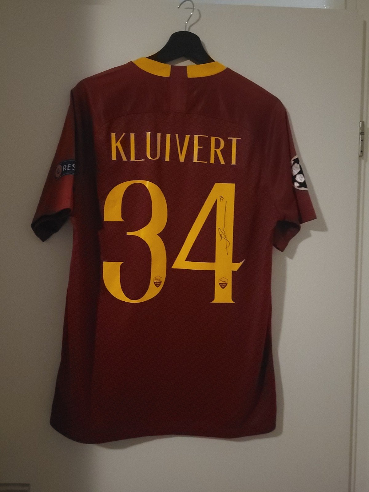 gesigneerd roma shirt justin kluivert, Sport en Fitness, Voetbal, Ophalen of Verzenden, Gebruikt, Shirt