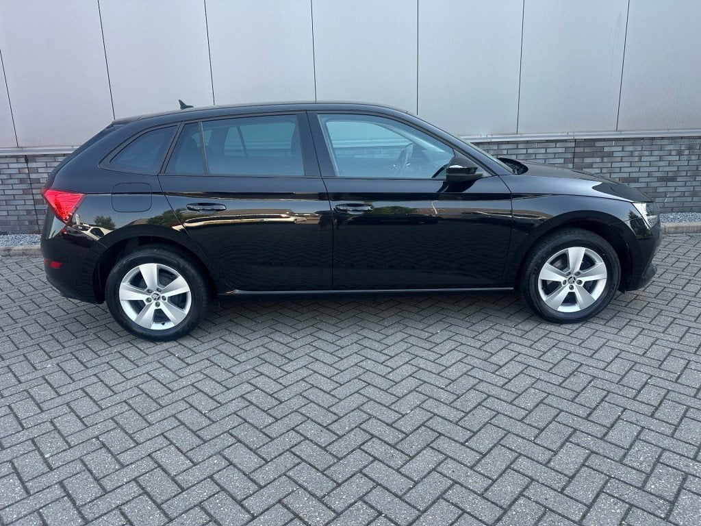 Skoda SCALA 1.0 TSI ONLINE ED.Ned se auto Bwjr 2023, Scala, Gebruikt, Euro 6, Zwart
