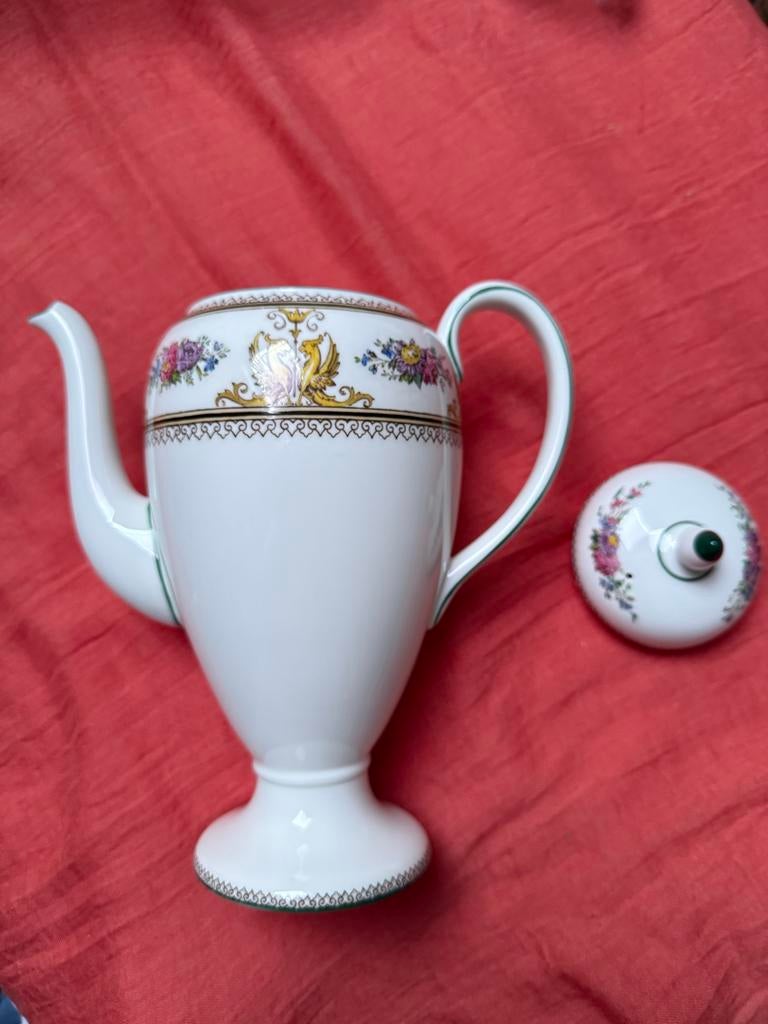 Wedgwood Theekan - Elegant en Verfijnd Design, Ophalen