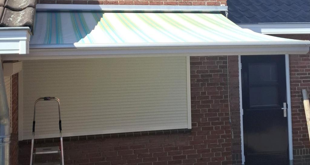 GRATIS - Knikarmscherm - zonnescherm, Ophalen, Gebruikt, 250 cm tot 450 cm, Knikarmscherm